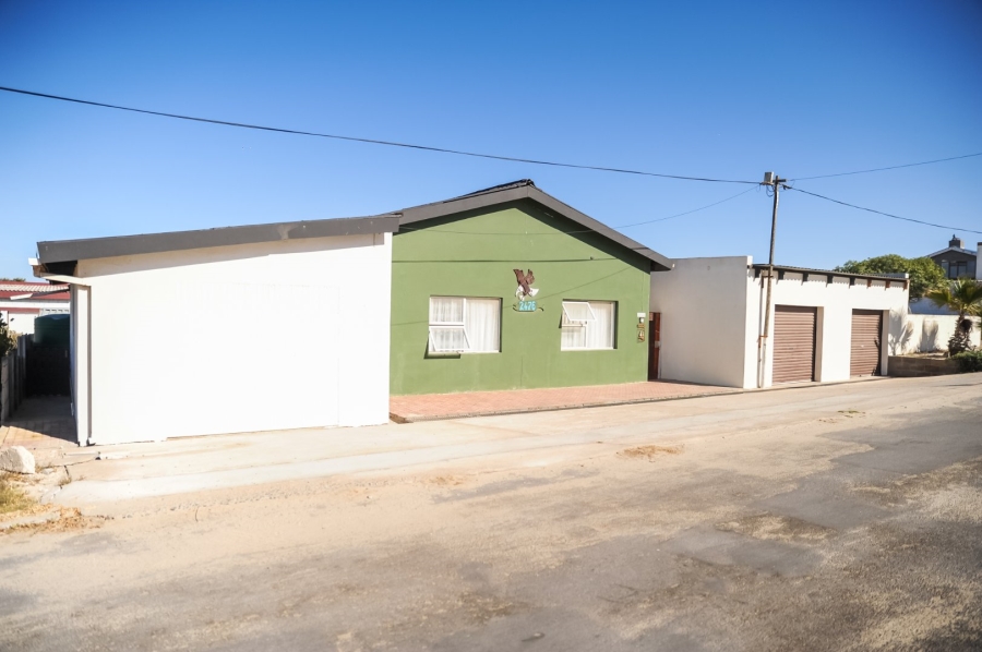 5 Bedroom Property for Sale in McDougall